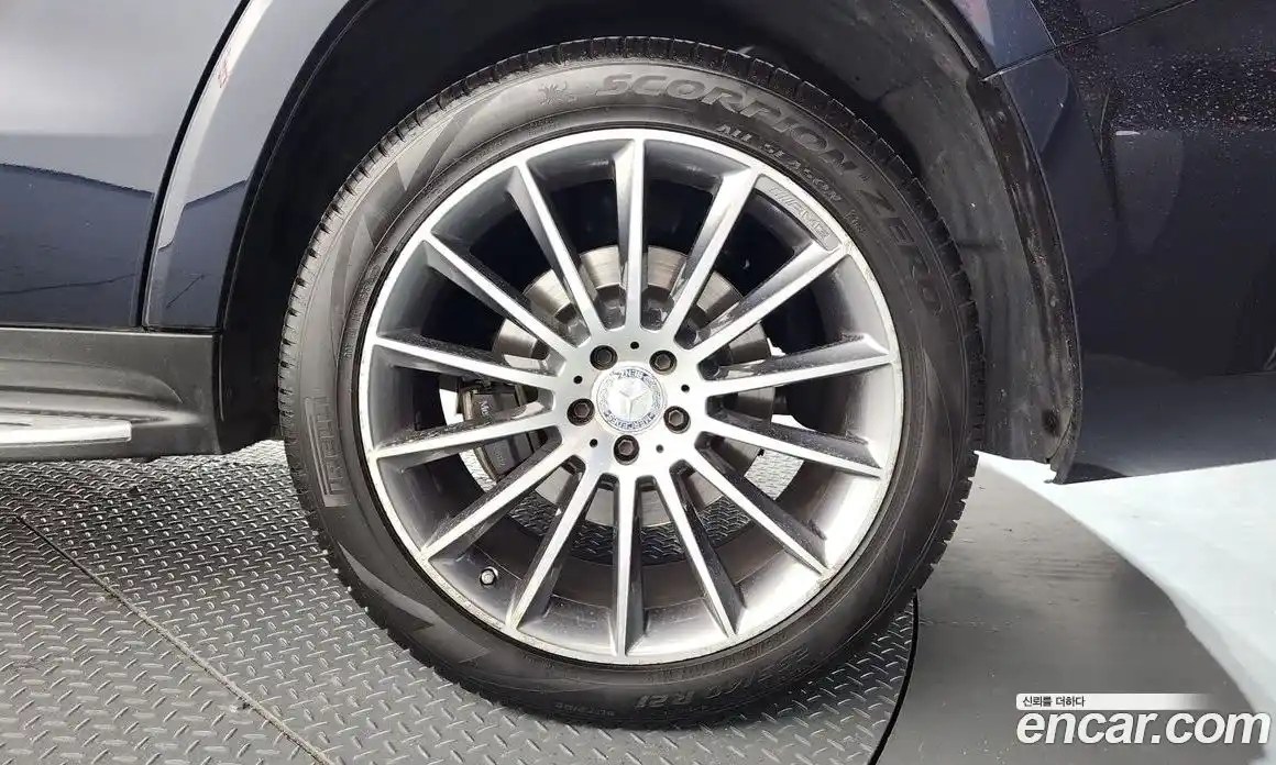 Mercedes-Benz GLS-Class 2017 4.7 гидро в Москве № 1249181, фото 7
