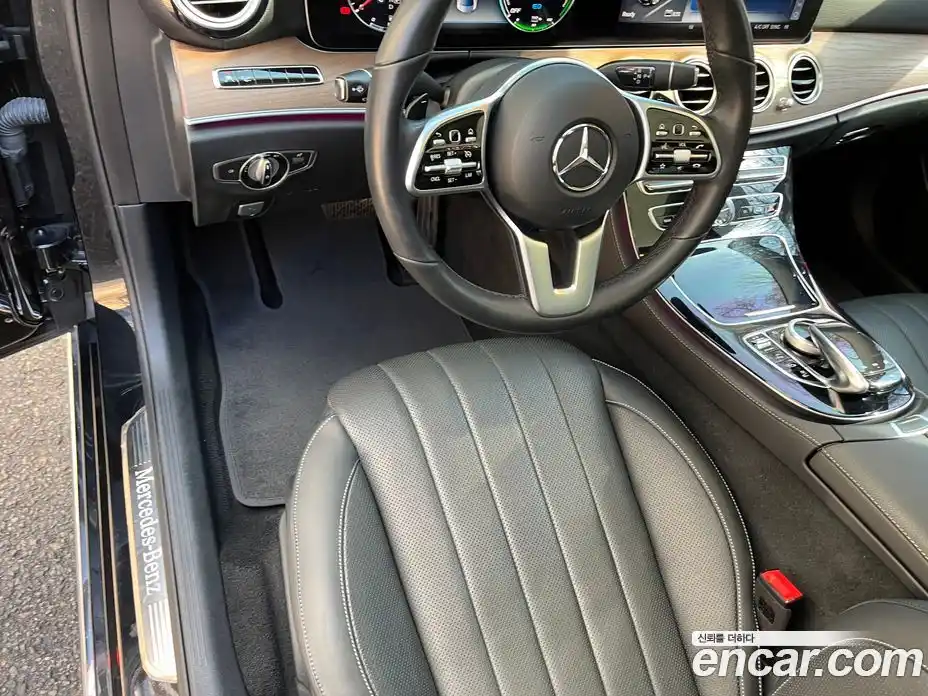 Mercedes-Benz E-Class 2019 2.0 гидро в Москве, фото 5