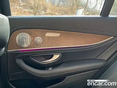 Mercedes-Benz E-Class 2019 2.0 гидро в Москве, миниатюра 9
