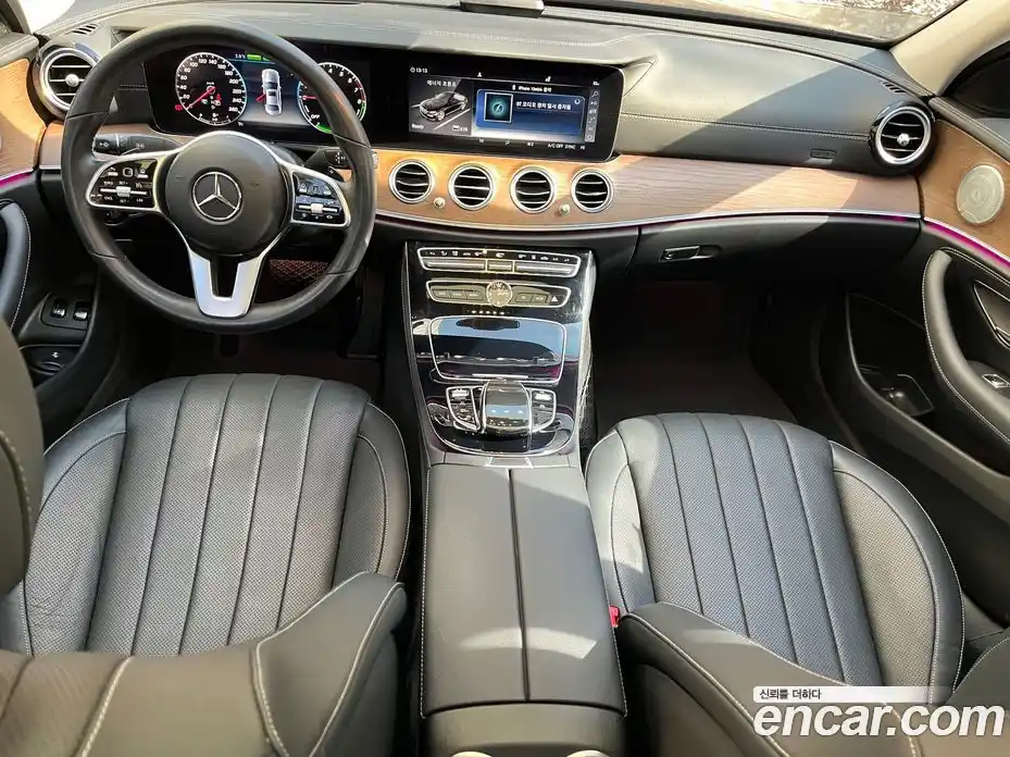 Mercedes-Benz E-Class 2019 2.0 гидро в Москве, фото 10