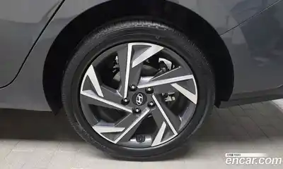 Hyundai Avante 2024 1.6 гидро в Москве № 1317446, миниатюра 7