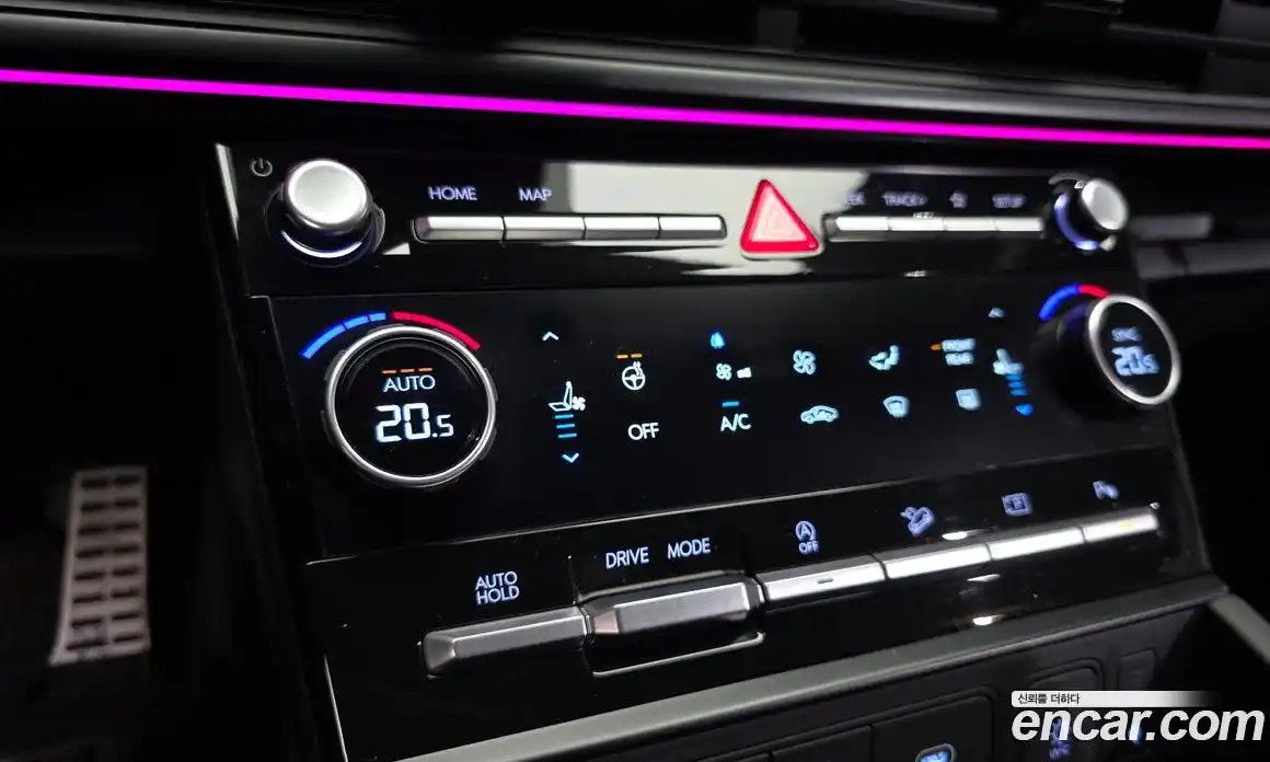 Hyundai Santa Fe 2024 2.5 гидро в Москве № 1317485, фото 22
