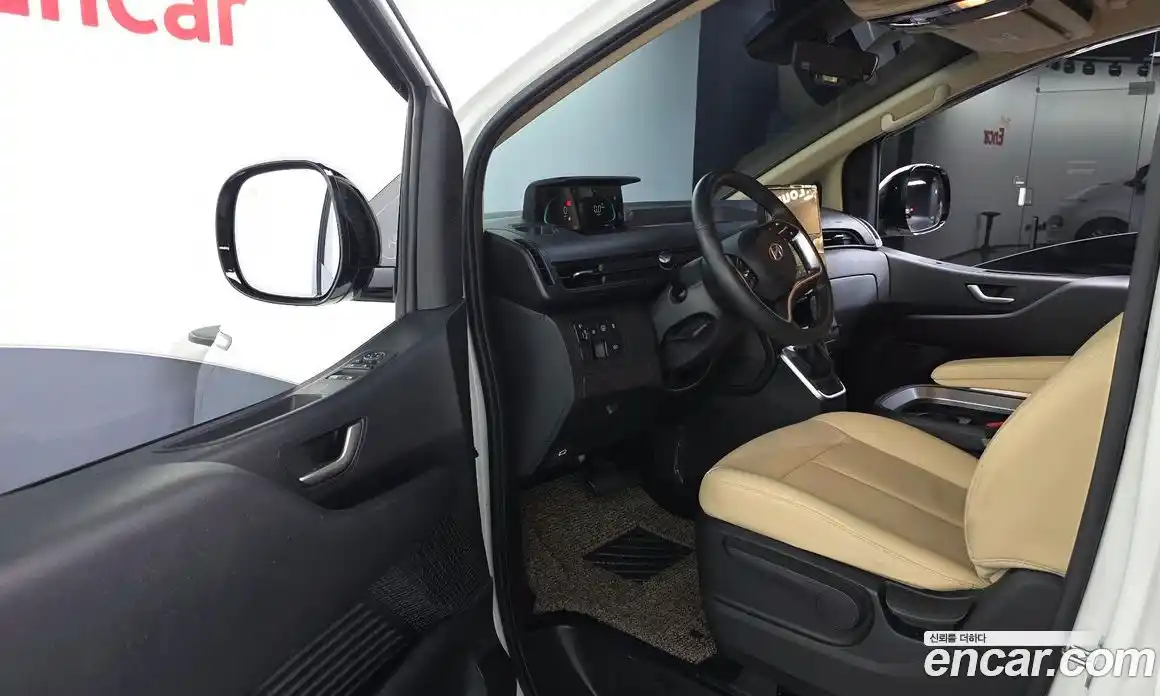 Hyundai Staria 2025 1.6 гидро в Москве № 1317623, фото 13