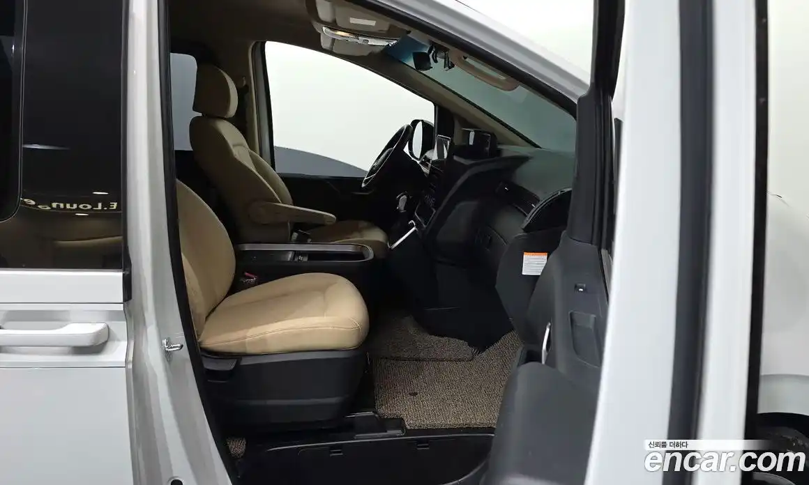 Hyundai Staria 2025 1.6 гидро в Москве № 1317623, фото 17