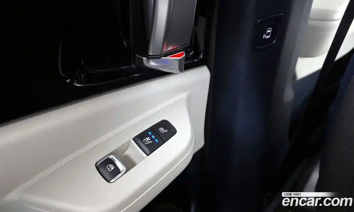 Kia Canival 2024 1.6 гидро в Москве, фото 31