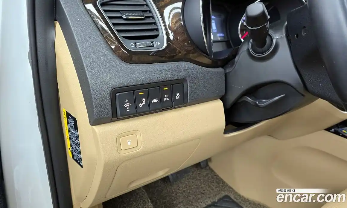 Kia Canival 2018 3.3 гидро в Москве № 1318413, фото 22