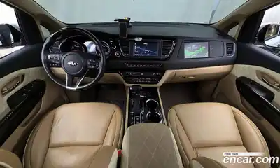 Kia Canival 2018 3.3 гидро в Москве № 1318413, миниатюра 10