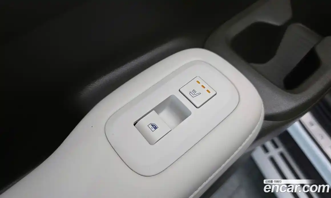 Hyundai Santa Fe 2025 1.6 гидро в Москве № 1341873, фото 18