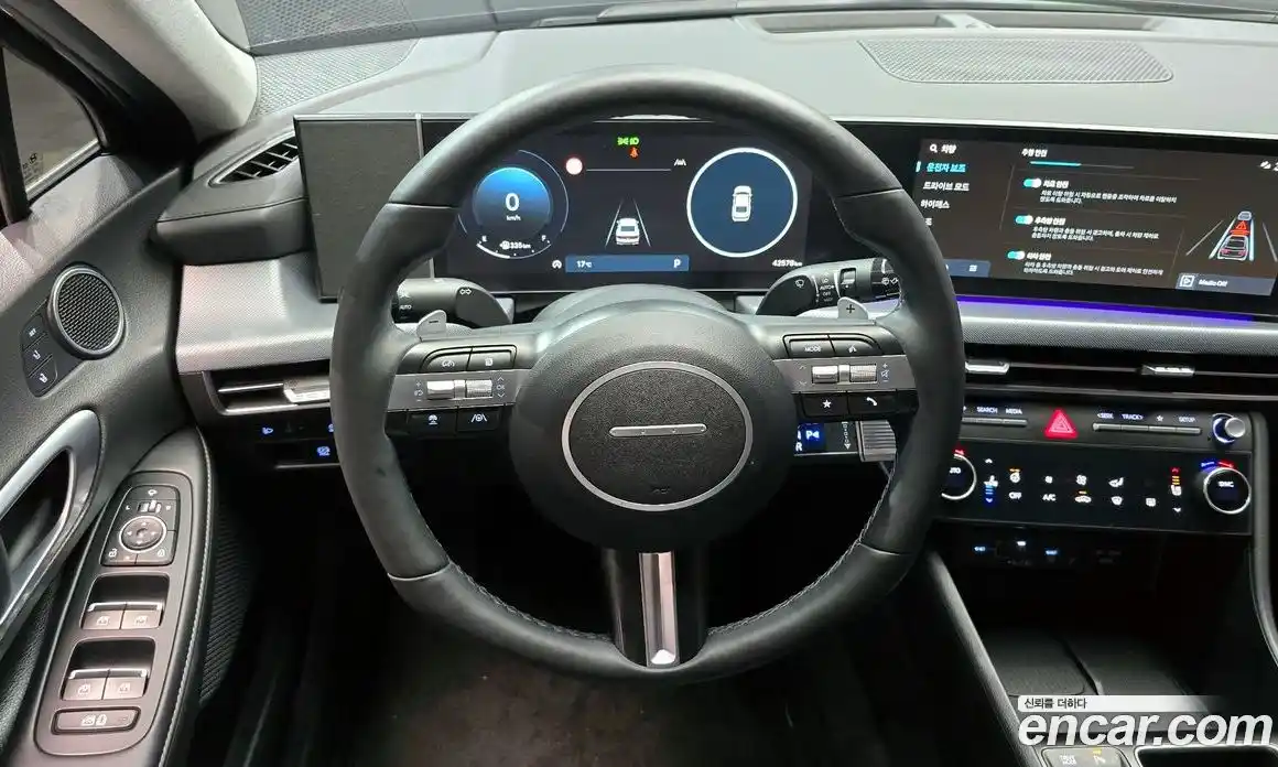 Hyundai Sonata 2023 1.6 гидро в Москве № 1342321, фото 19