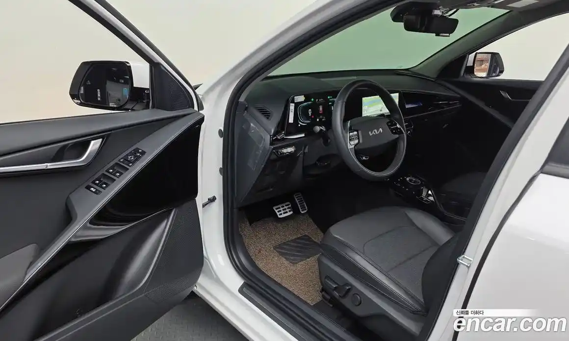 Kia Niro 2025 1.6 гидро в Москве № 1342485, фото 13