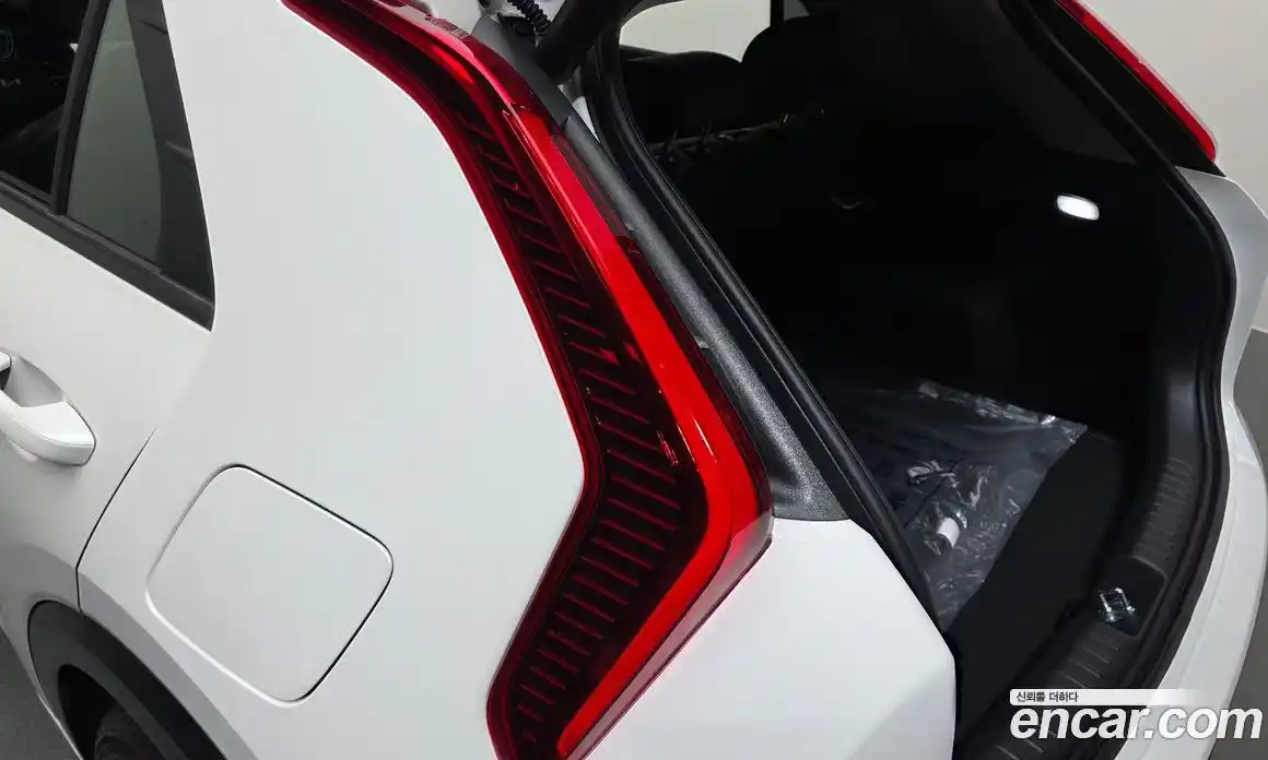 Kia Niro 2025 1.6 гидро в Москве № 1342485, фото 9