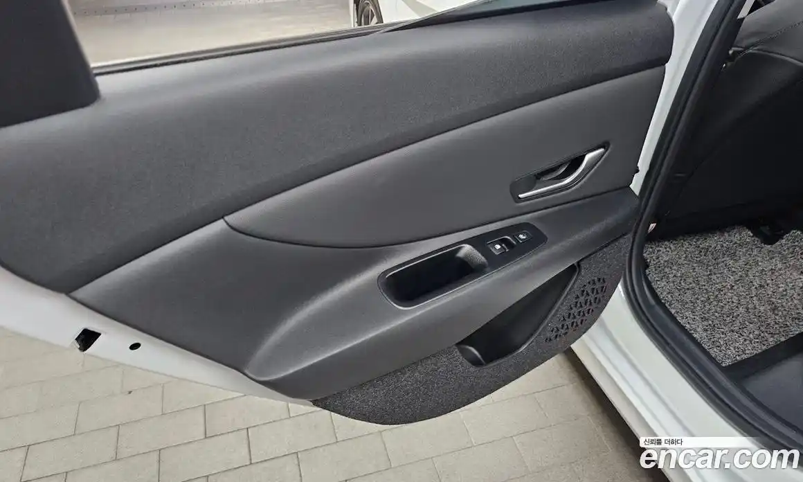 Hyundai Avante 2023 1.6 гидро в Москве, фото 15