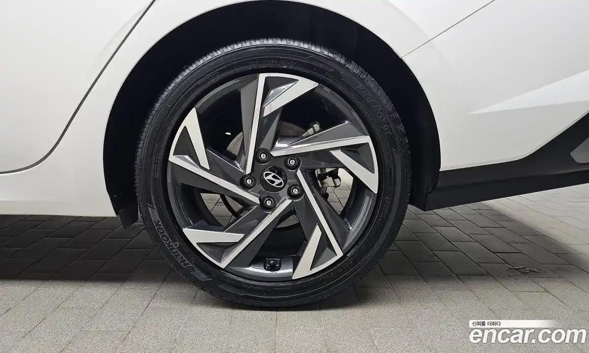 Hyundai Avante 2023 1.6 гидро в Москве, фото 7