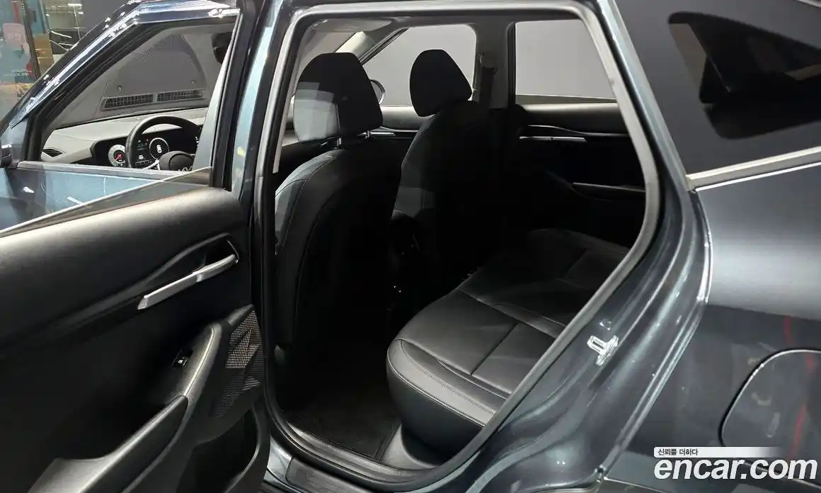 Kia Seltos 2023 1.6 гидро в Москве № 1418038, фото 16
