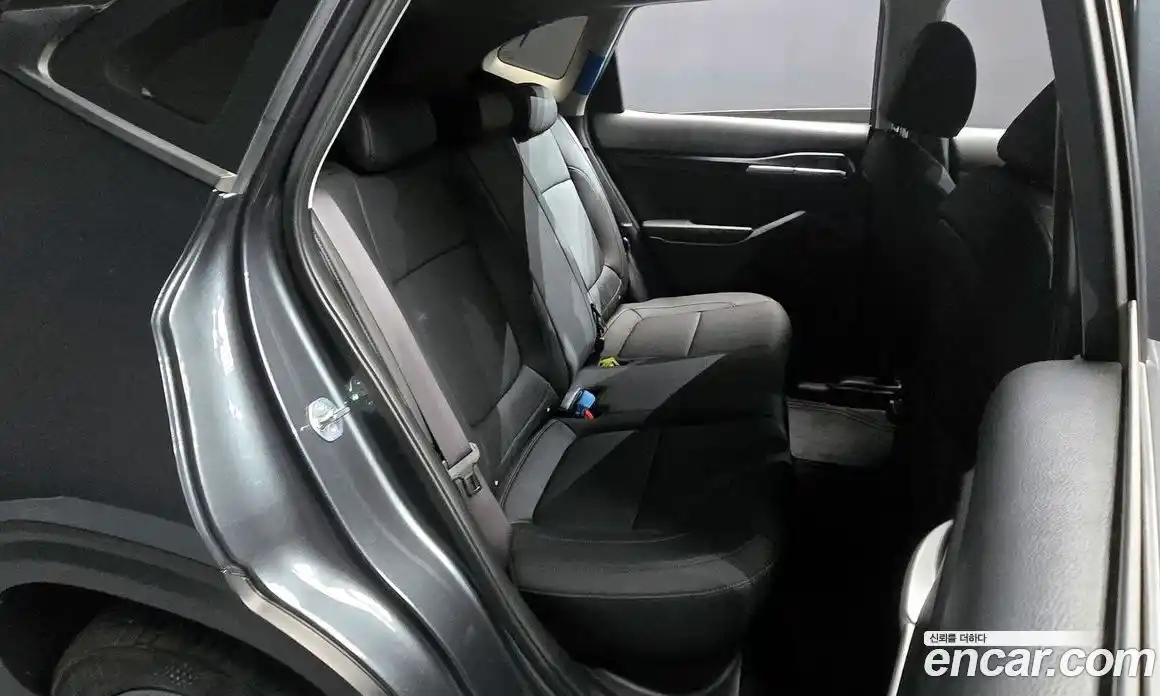 Kia Seltos 2023 1.6 гидро в Москве № 1418038, фото 17