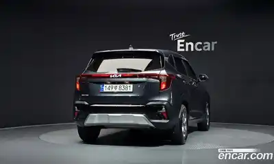 Kia Seltos 2023 1.6 гидро в Москве № 1418038, миниатюра 4