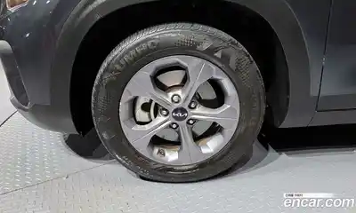 Kia Seltos 2023 1.6 гидро в Москве № 1418038, миниатюра 5