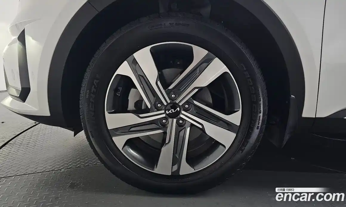 Kia Sorento 2023 1.6 гидро в Москве № 1418100, фото 4