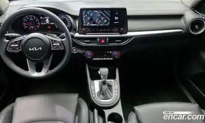 Kia K3 2023 1.6 гидро в Москве № 1418418, миниатюра 10