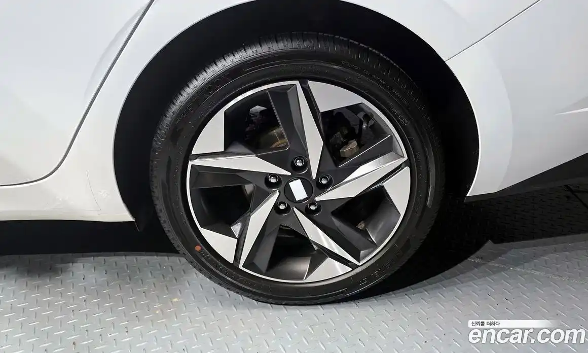 Hyundai Avante 2021 1.6 гидро в Москве, фото 7