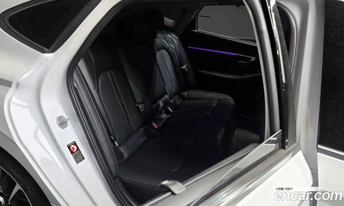 Hyundai Sonata 2023 1.6 гидро в Москве № 1537590, фото 16