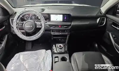 Kia Seltos 2023 1.6 гидро в Москве № 1538314, миниатюра 10