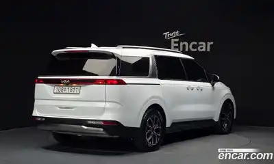 Kia Canival 2023 3.5 гидро в Москве № 1610923, миниатюра 2