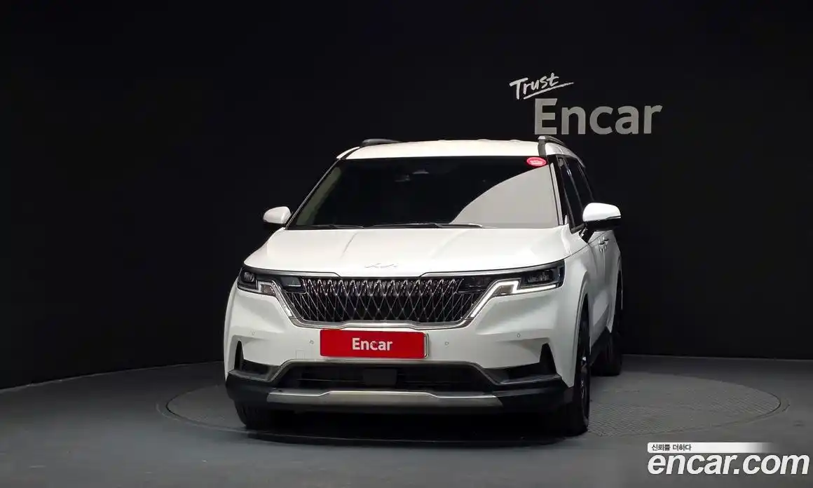 Kia Canival 2023 3.5 гидро в Москве № 1610923, фото 3