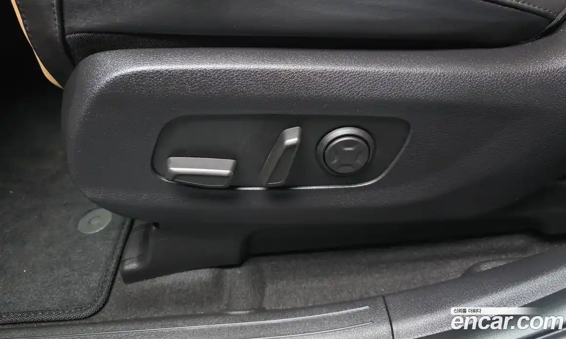 Kia Canival 2023 3.5 гидро в Москве № 1610923, фото 31