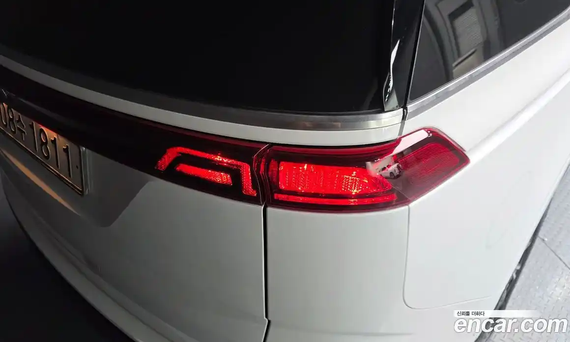 Kia Canival 2023 3.5 гидро в Москве № 1610923, фото 9