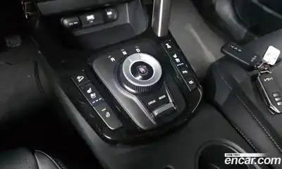 Kia Seltos 2025 2.0 гидро в Москве № 1610970, миниатюра 12