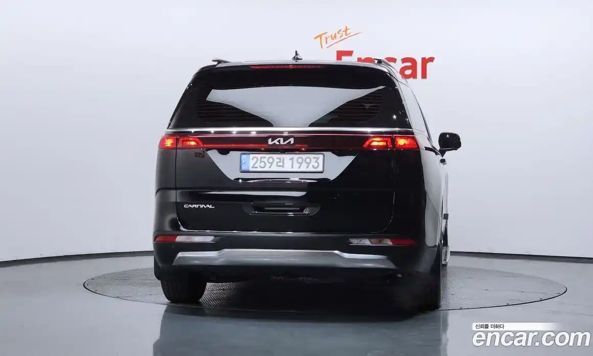 Kia Canival 2022 3.5 гидро в Москве № 1611355, фото 4
