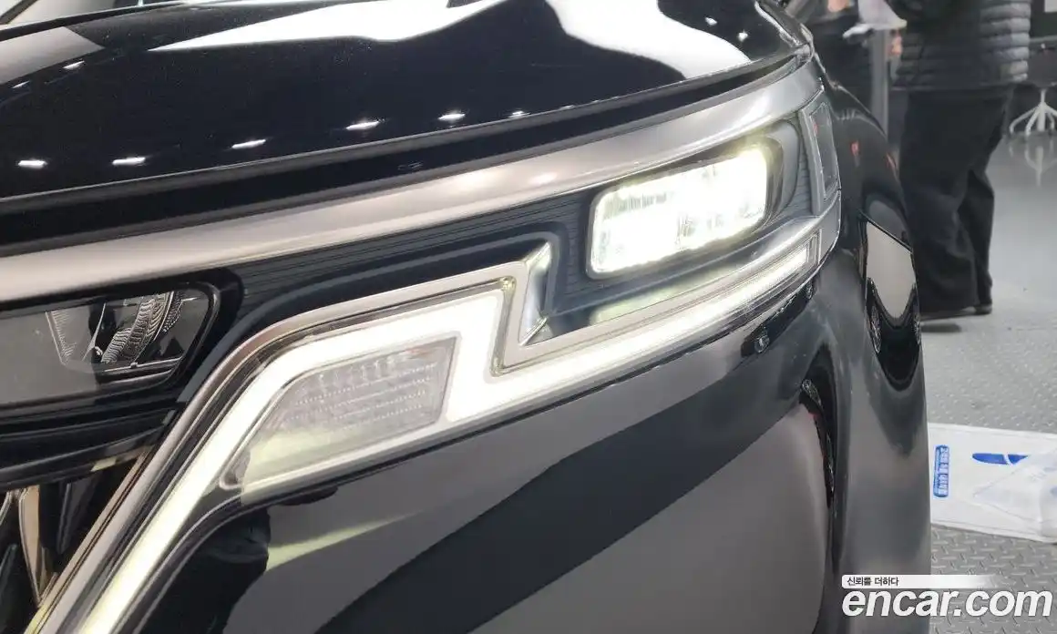 Kia Canival 2022 3.5 гидро в Москве № 1611355, фото 8