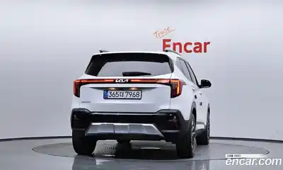 Kia Seltos 2024 1.6 гидро в Москве № 1611381, миниатюра 4