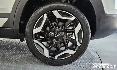 Kia Seltos 2024 1.6 гидро в Москве № 1611381, миниатюра 7
