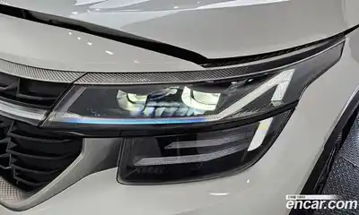 Kia Seltos 2024 1.6 гидро в Москве № 1611381, миниатюра 8