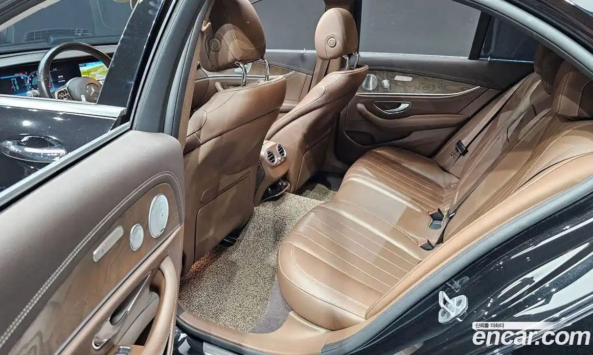 Mercedes-Benz E-Class 2018 2.0 гидро в Москве № 161512, фото 12