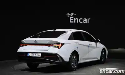 Hyundai Avante 2024 1.6 гидро в Москве № 1683540, миниатюра 2