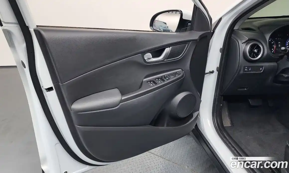 Hyundai Kona 2020 1.6 гидро в Москве № 1684077, фото 14