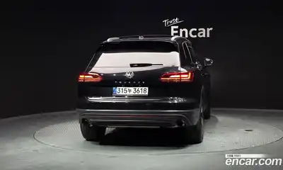 Volkswagen Touareg 2020 3.0 гидро в Москве № 168950, миниатюра 4