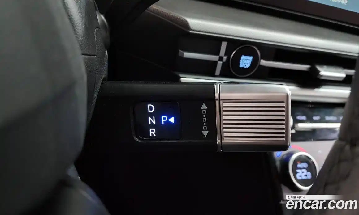 Hyundai Santa Fe 2023 2.5 гидро в Москве № 1757858, фото 12