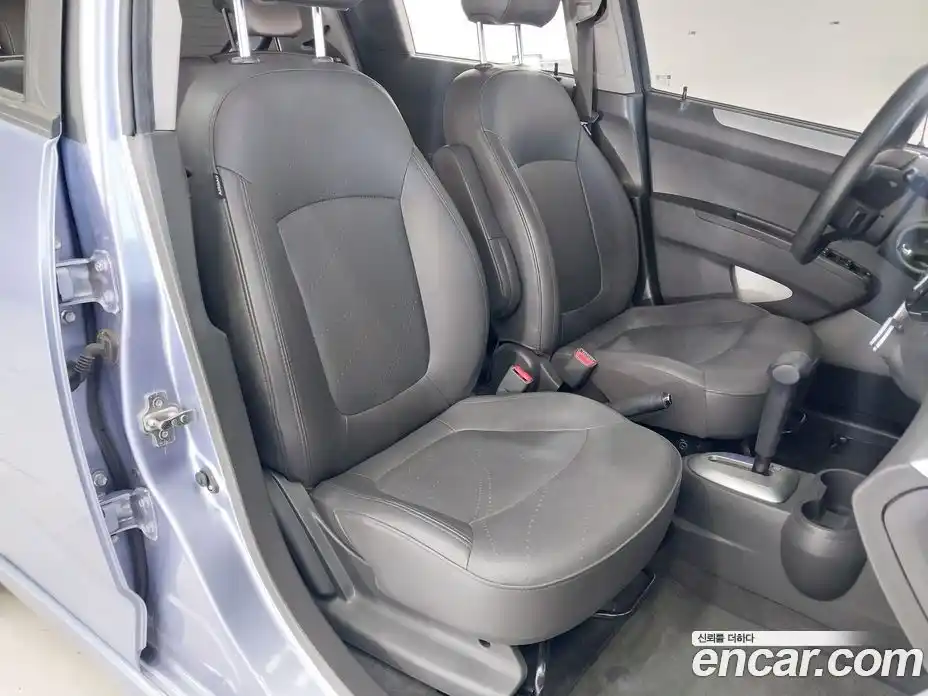 Chevrolet Spark 2014 1.0 гидро в Москве № 175819, фото 15