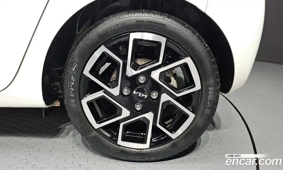 Kia Ray 2024 1.0 гидро в Москве № 1758227, фото 7
