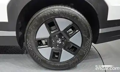 Hyundai Santa Fe 2023 1.6 гидро в Москве № 1830278, миниатюра 7
