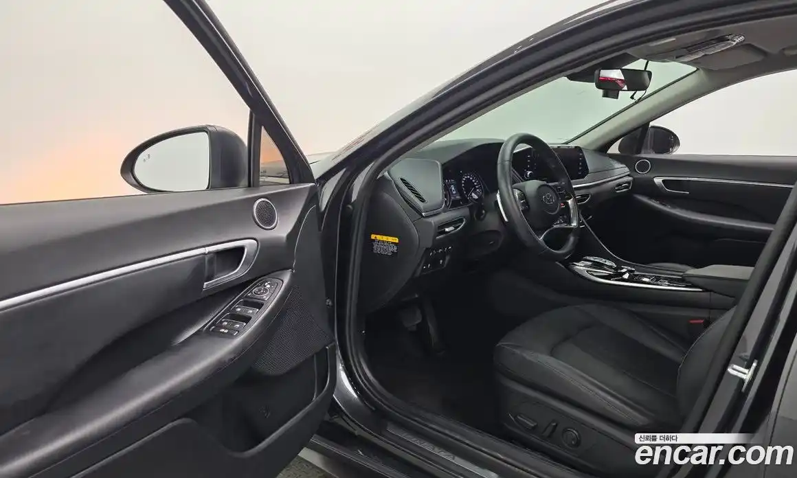 Hyundai Sonata 2019 2.0 гидро в Москве № 1830298, фото 13