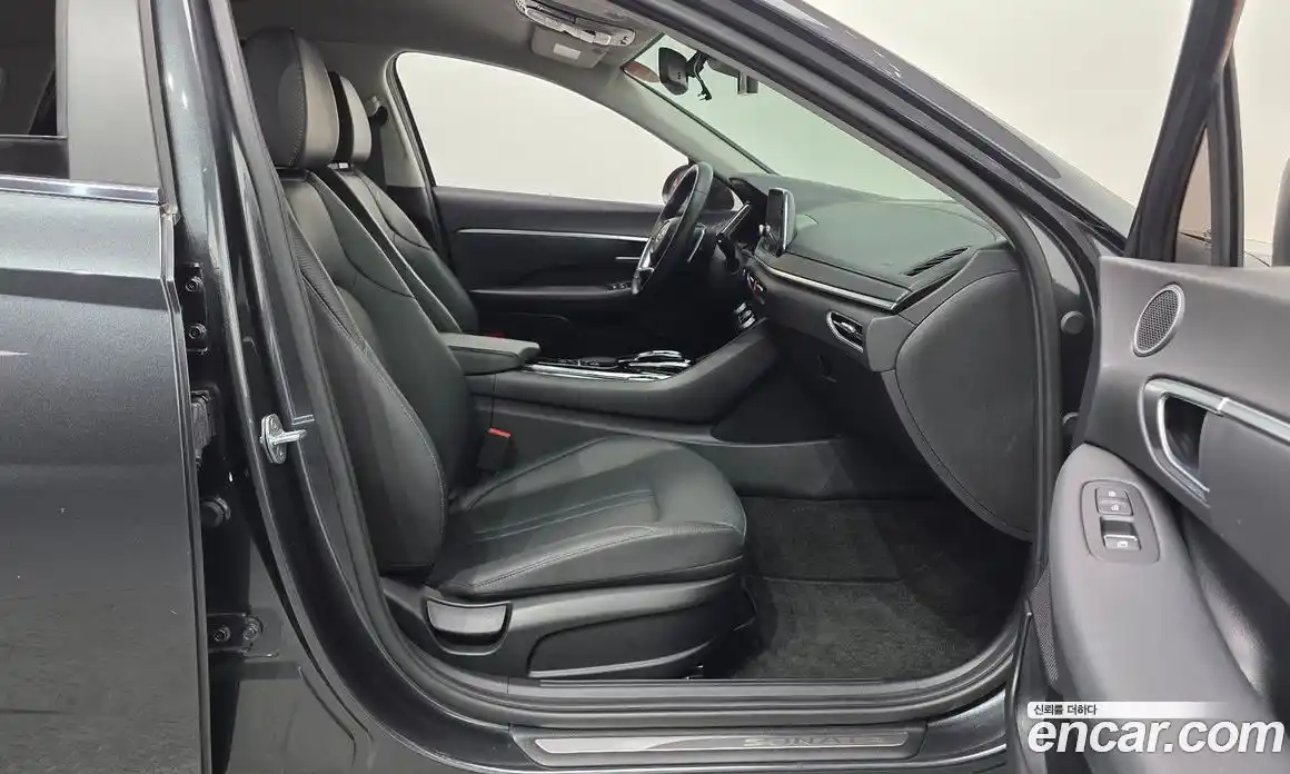 Hyundai Sonata 2019 2.0 гидро в Москве № 1830298, фото 17
