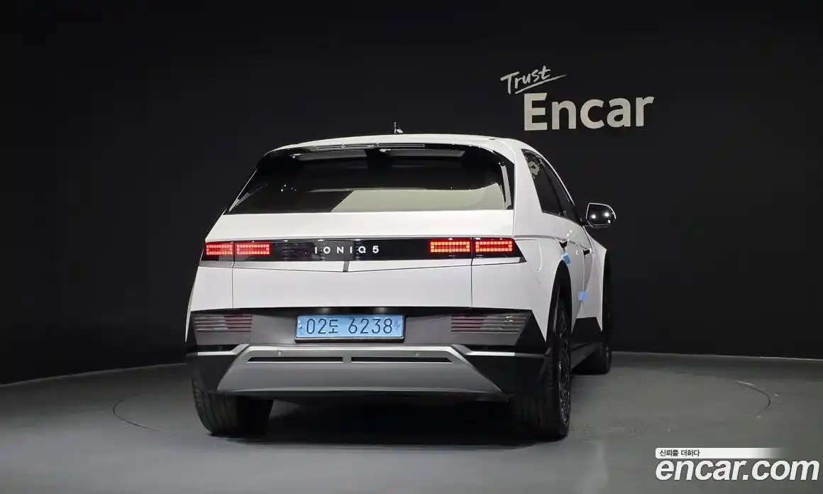 Hyundai Ioniq 5 2024 0.1 гидро в Москве № 1830722, фото 4