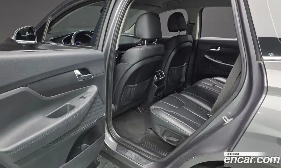 Hyundai Santa Fe 2020 2.0 гидро в Москве № 1830863, фото 16
