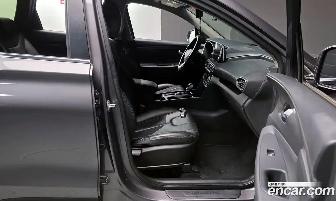 Hyundai Santa Fe 2020 2.0 гидро в Москве № 1830863, фото 18