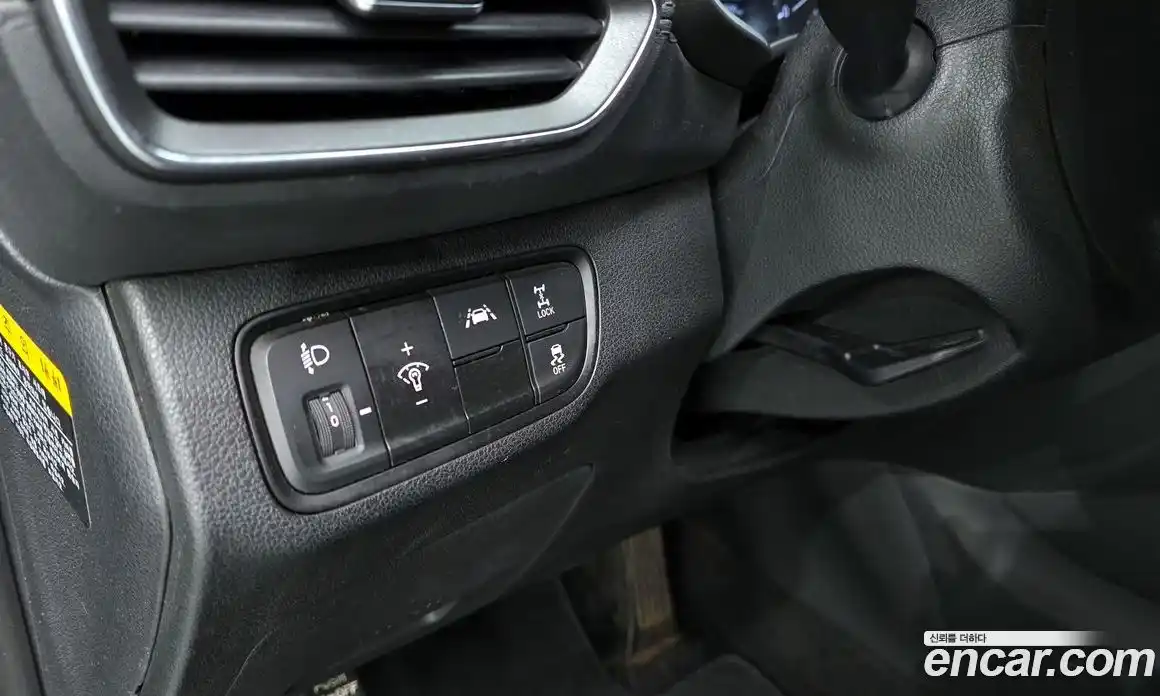 Hyundai Santa Fe 2020 2.0 гидро в Москве № 1830863, фото 27